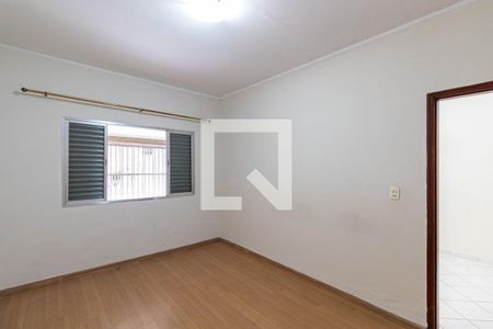 Quarto 1 de casa para alugar com 3 quartos, 175m² em Vila Ré, São Paulo