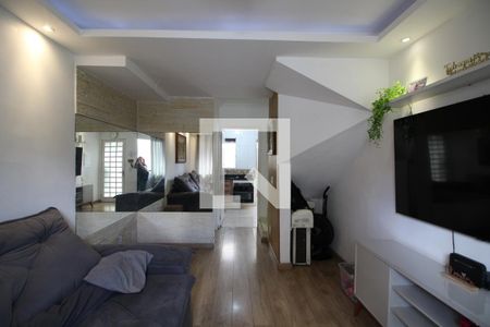 Sala de casa de condomínio à venda com 2 quartos, 70m² em Taquara, Rio de Janeiro