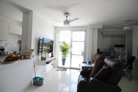 Sala de apartamento para alugar com 3 quartos, 70m² em Anil, Rio de Janeiro
