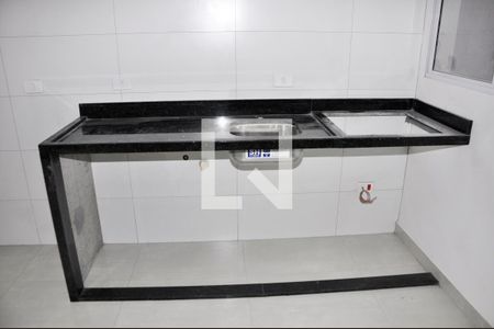 Sala/Cozinha de apartamento para alugar com 1 quarto, 35m² em Vila Mangalot, São Paulo