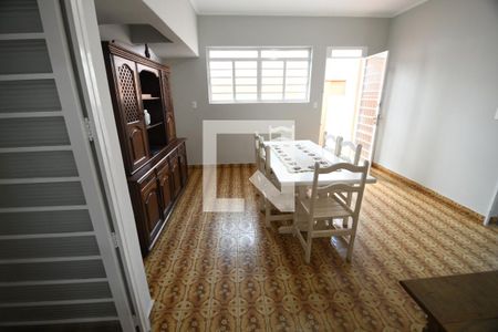 Sala 3 de casa para alugar com 3 quartos, 252m² em Vila Industrial (campinas), Campinas