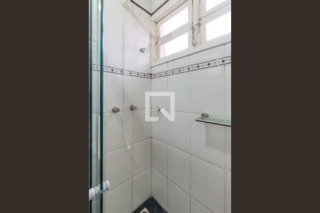 Banheiro da Suíte 2 de casa de condomínio à venda com 3 quartos, 150m² em Teresópolis, Porto Alegre