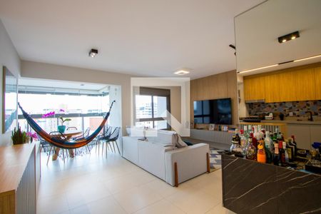 Sala de apartamento à venda com 2 quartos, 76m² em Vila Gilda, Santo André