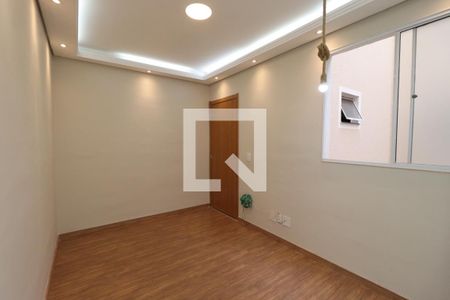 Sala de apartamento para alugar com 2 quartos, 42m² em Geraldo Correia de Carvalho, Ribeirão Preto