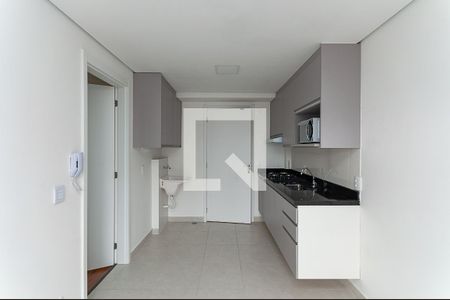 Sala de apartamento para alugar com 1 quarto, 28m² em Parque Industrial Tomas Edson, São Paulo