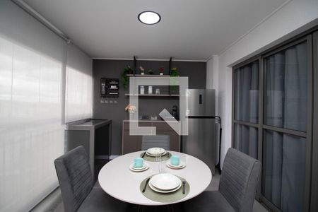 Sala/Cozinha de apartamento à venda com 1 quarto, 39m² em Vila Camargos, Guarulhos