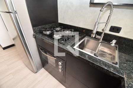 Sala/Cozinha de apartamento para alugar com 1 quarto, 35m² em Cristo Rei, Curitiba