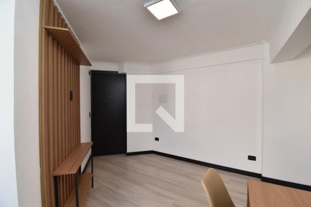 Sala/Cozinha de apartamento para alugar com 1 quarto, 35m² em Cristo Rei, Curitiba