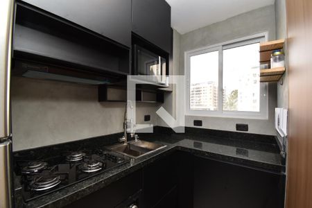 Sala/Cozinha de apartamento para alugar com 1 quarto, 35m² em Cristo Rei, Curitiba
