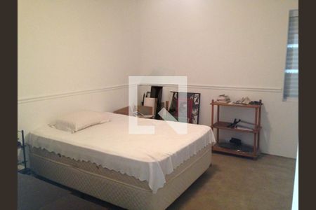 Casa à venda com 4 quartos, 540m² em Vila Tramontano, São Paulo