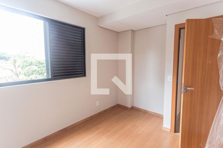 Quarto 1 de apartamento à venda com 2 quartos, 54m² em Funcionários, Belo Horizonte