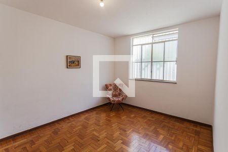 Quarto 1 de apartamento para alugar com 3 quartos, 110m² em Santo Antônio, Belo Horizonte