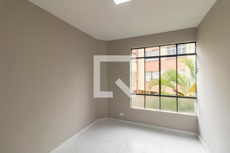 Quarto 1 de apartamento para alugar com 3 quartos, 94m² em Guaíra, Curitiba