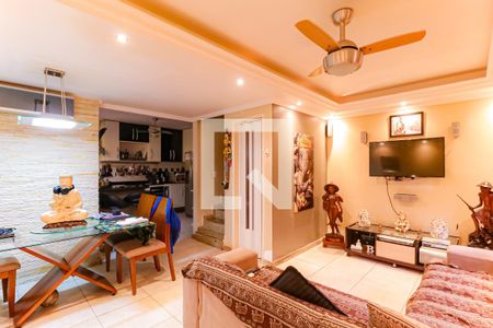 Sala de casa à venda com 2 quartos, 120m² em Todos Os Santos, Rio de Janeiro
