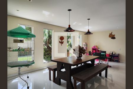 Sala de casa de condomínio à venda com 4 quartos, 645m² em Barra da Tijuca, Rio de Janeiro