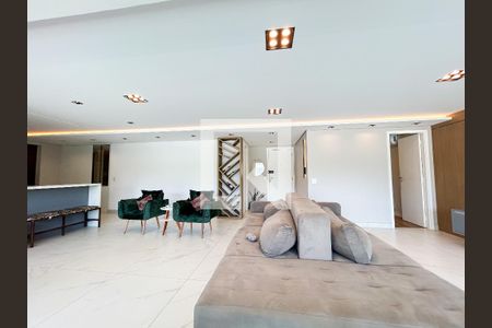 Sala de apartamento para alugar com 3 quartos, 138m² em Jardim Caravelas, São Paulo