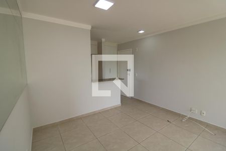 Sala de apartamento à venda com 3 quartos, 68m² em Vila Ivone, São Paulo