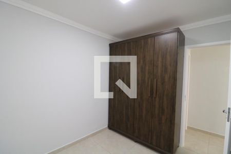 Quarto de apartamento à venda com 3 quartos, 68m² em Vila Ivone, São Paulo