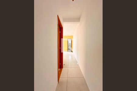 Corredor de casa para alugar com 2 quartos, 135m² em São João do Rio Vermelho, Florianópolis