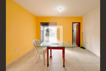 Sala/Cozinha de casa para alugar com 2 quartos, 135m² em São João do Rio Vermelho, Florianópolis