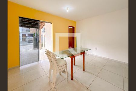 Sala/Cozinha de casa para alugar com 2 quartos, 135m² em São João do Rio Vermelho, Florianópolis