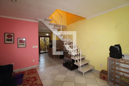 Sala de casa de condomínio à venda com 3 quartos, 130m² em Vila Amalia (zona Norte), São Paulo