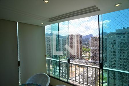 Sala de apartamento à venda com 2 quartos, 67m² em Barra da Tijuca, Rio de Janeiro