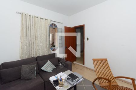 Sala de casa para alugar com 3 quartos, 260m² em Bairro da Glória, Contagem