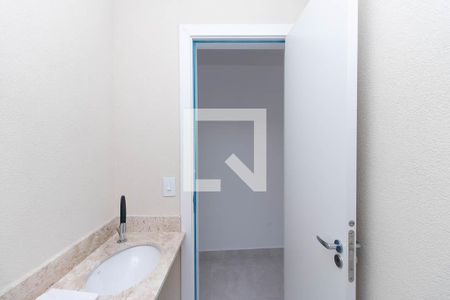 Lavabo de casa à venda com 3 quartos, 359m² em Vila Isolina Mazzei, São Paulo