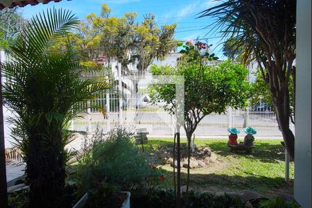 Sala 1 - Vista de casa à venda com 4 quartos, 329m² em Jardim Itu, Porto Alegre