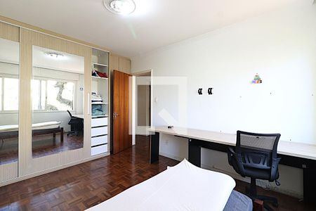 Quarto 1 de apartamento para alugar com 3 quartos, 153m² em Auxiliadora, Porto Alegre