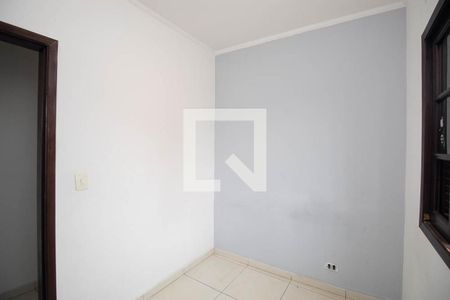 Quarto 2 de casa para alugar com 4 quartos, 120m² em Vila Mazzei, São Paulo