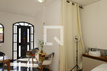Sala 1 de casa à venda com 4 quartos, 110m² em Vila Jacuí, São Paulo