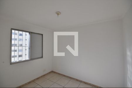 Quarto 2 de apartamento para alugar com 2 quartos, 52m² em Vila Irmaos Arnoni, São Paulo