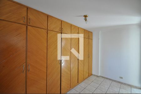 Quarto 1 de apartamento para alugar com 2 quartos, 52m² em Vila Irmaos Arnoni, São Paulo