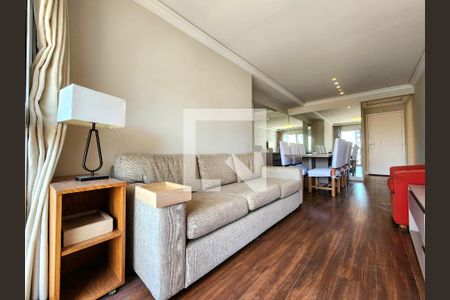 Sala de apartamento para alugar com 3 quartos, 76m² em Vila Olímpia, São Paulo