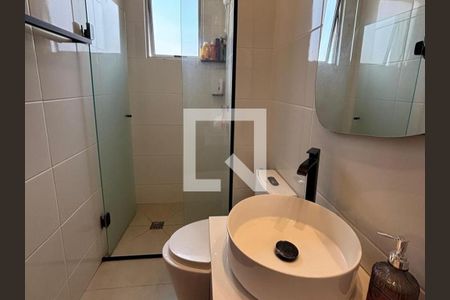 Banheiro da Suíte de apartamento à venda com 2 quartos, 54m² em Carmo, Belo Horizonte