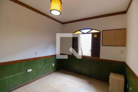 Quarto de casa de condomínio à venda com 5 quartos, 420m² em Itaipu, Niterói