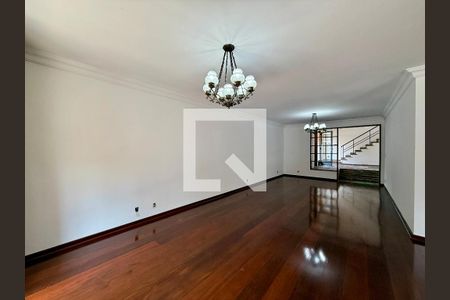 Sala de casa à venda com 4 quartos, 491m² em Chácara Santo Antônio (zona Sul), São Paulo