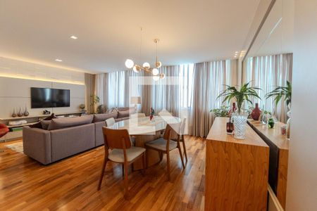 Sala de apartamento à venda com 3 quartos, 163m² em Bela Vista, São Paulo