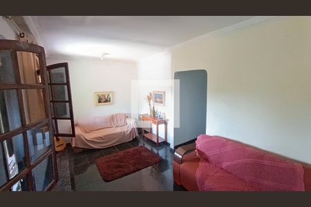 Sala de casa à venda com 2 quartos, 83m² em Goiânia, Belo Horizonte
