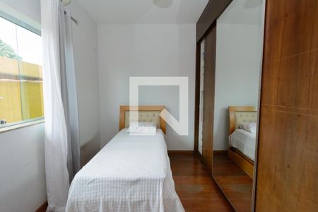 Quarto 1 de casa à venda com 3 quartos, 360m² em Novo Riacho, Contagem