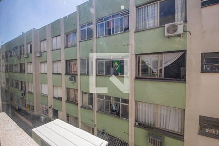 Vista da Sala de apartamento para alugar com 2 quartos, 69m² em Teresópolis, Porto Alegre