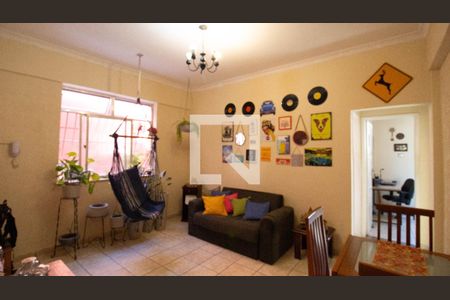 Sala de apartamento à venda com 2 quartos, 70m² em Pé Pequeno, Niterói