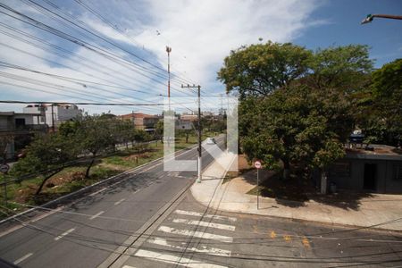 Vista de casa à venda com 3 quartos, 198m² em Vila Medeiros, São Paulo