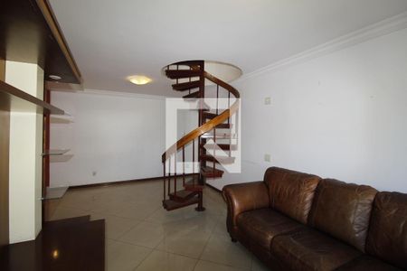 Sala de apartamento para alugar com 3 quartos, 194m² em Floresta, Porto Alegre