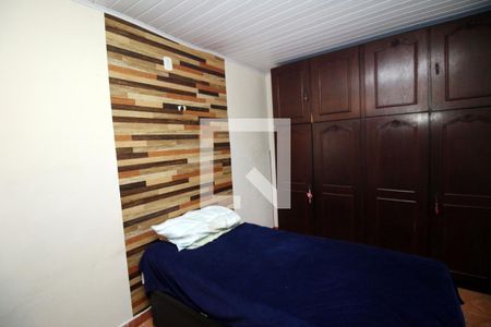 Quarto 1 de casa à venda com 3 quartos, 100m² em Irajá, Rio de Janeiro