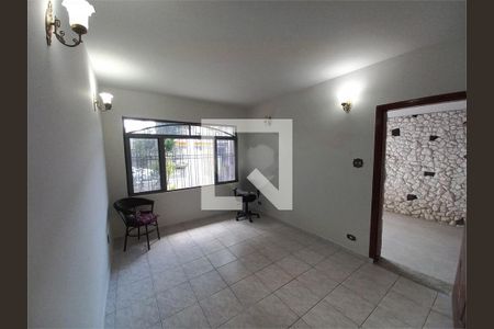 Casa à venda com 4 quartos, 180m² em Jardim Maria Rosa, Taboão da Serra