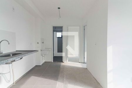 Sala/Cozinha de apartamento à venda com 2 quartos, 37m² em Vila Sonia, São Paulo