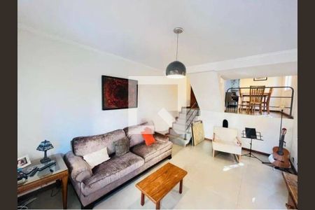 Casa à venda com 3 quartos, 150m² em Jardim Lucia, São Paulo